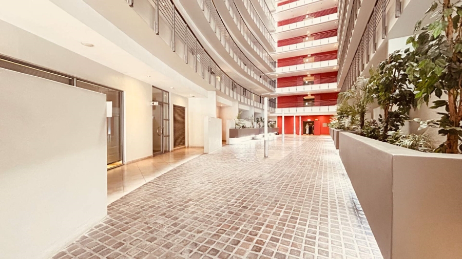 2 Bedroom Property for Sale in Cape Town City Centre Western Cape